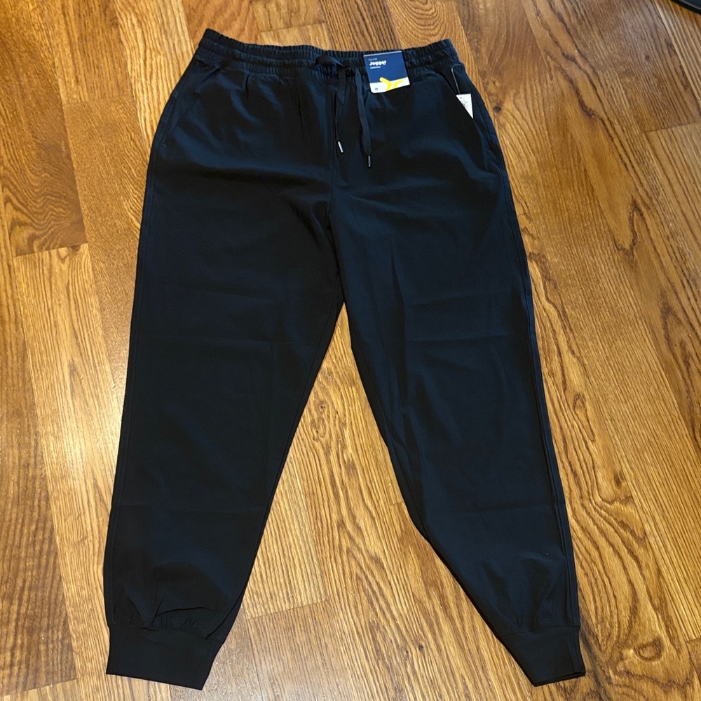 Women’s old navy  Black Jogger Pants
